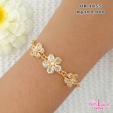 Gelang bangle adalah model gelang yang cukup popular terutamanya bangle emas. Gelang Emas Bunga Lapis Emas 22k Perhiasanbagus Gelangimport Gelangkorea Gelanglucu Gelangemas Gelangbatu Gelangtali Gelangmk Gel Liontin Gelang Emas