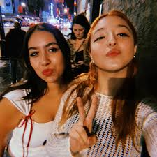 Ebony Moon's Instagram, Twitter & Facebook