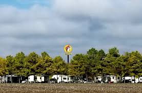 Here you will find 46 concrete padded rv sites that are fully equipped for a 20/30/50 amp electric, water and sewage. Lighthouse Rv Resort Melissa Texas Us Parkadvisor