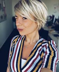 This hairstyles suits women over 50 who love short hairstyles. Top Top 10 Short Hairstyles For Women Over 50 2021 Stylendesigns