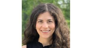 Laura Diskin's Instagram, Twitter & Facebook