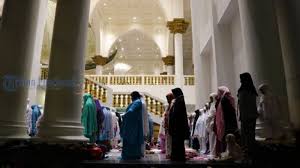 Jabatan hal ehwal agama terengganu (jheat). Niat Solat Gerhana Bulan Cara Pelaksanaan Solat Khusuf Dan Waktu Tepat Melaksanakan Sholat Gerhana Tribun Pontianak