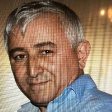 Kongrenin ilk gününde mevcut başkan aziz yıldırım ali koç'a sen futbolu çok iyi biliyorsun, gel futbolu sen yönet, ben amatör branşları yöneteyim, fenerbahçe kazansın. önerisinde bulundu. Ali Koc Berater Koc Xing