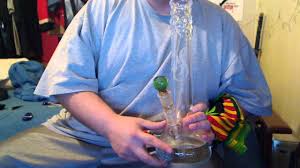 Ws messias illusion beaker ice bong is a towering percolation beast that is created to blow you away with its powerful hits. Ws Series Glass Bong Messias Illusion 7mm Youtube
