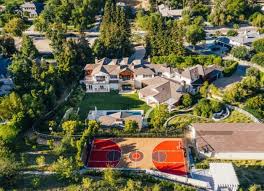 De succesreeks wordt onderbroken door hun eerste flop: The Weeknd Koopt Riante Villa In La Voor 60 Miljoen Van Nederlands Mediakoppel Celebrities Hln Be