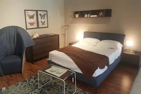 Completo camera da letto nordik, rifinita in bianco artik opaco e rovere canadian composto da una testiera e due comodini di stile nordico. Arredamento Camere Da Letto E Armadi Ilparametro Com