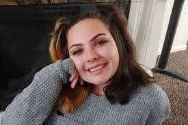 Mariah Hall's Instagram, Twitter & Facebook