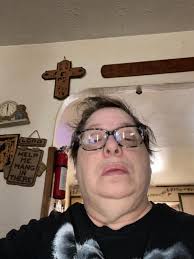 Book to Read · Kingdom Crown