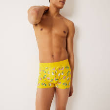 Bolsillos laterales y trasero con velcro. Pijamas Calzoncillos Y Boxers Hombre Amarillo Undiz
