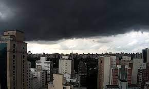 A temperatura média anual é de 17,8 °c (cerca de 1 °c abaixo da temperatura média de são paulo), sendo julho o mês mais frio (média de 14,3 °c) e menos chuvoso (média de 45 mm), janeiro o mês mais chuvoso (250 mm) e fevereiro o mês mais. Proximos Dias Com Chuva Em Sp E Rj Veja A Previsao Do Tempo Clima Ao Vivo