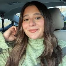 Derek Winstead's Instagram, Twitter & Facebook