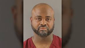 Knoxville man charged with murder after admitting to shooting girlfriend