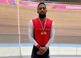 Riders draw lots to determine starting positions and start as the pacer (usually a motorcycle, a derny, or a tandem. Bronze For Njisane At Pan Am Cycling Loop Trinidad Tobago