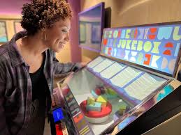 Voices, not vinyl: Artist transforms a jukebox into a storytelling machine 