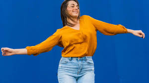 Typical surgery to help improve the appearance of hip dips is a fat distribution surgery, where a fat graft from one part of the body is transferred to the area between the trochanter. Habt Ihr Auch Diese Dellen Das Solltet Ihr Unbedingt Dazu Wissen