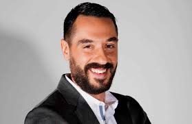 Emir Benderlioglu Kimdir Maksatbilgi Biyografiler Film Fotografcilar
