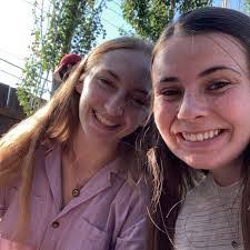 Emily Hewitt's Instagram, Twitter & Facebook