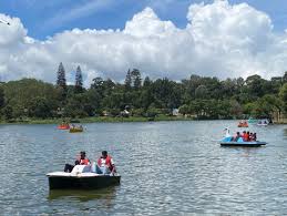 Yercaud Lake & Boat House (Emerald Lake)