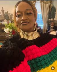 One of my producers noticed the colors as soon as I walked in the door this  morning 😁. Happy Juneteenth! ❤️💚💛🖤 #headtotoes #Juneteenth #FreedomDay  #freedom