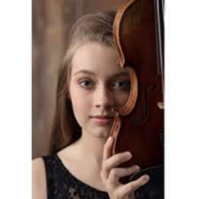 Alex Kuck's Instagram, Twitter & Facebook