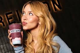 How to make Sydney Sweeney's $22 Erewhon smoothie at home