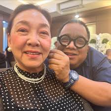 MENTORED BY & WORKED WITH and FOR THE BEST. I have been sooooo fortunate  that I have been taught and mentored by the best teachers and co-workers —-  and in media, part