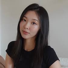 Lillian Chiu's Instagram, Twitter & Facebook