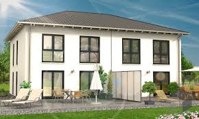 Dieses Und Viele Hauser Mehr Gibt Es Auf Fertighaus De Ihr Hausbau Aus Einer Hand Schnell Preiswert Und Von Gepruften Anbie In 2020 Haus Stadthaus Doppelhaus Bauen