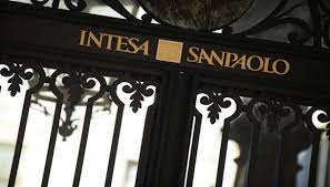 Intesa sanpaolo offre ai suoi clienti numerosi canali per entrare in contatto con la banca, per chiedere informazioni, per ricevere assistenza a fronte di problematiche di varia natura, per inviare eventuali reclami o per richiedere preventivi mutuo, prestito o per altri servizi bancari. Banca Intesa Piano Per 2500 Nuove Assunzioni Quifinanza
