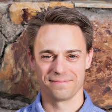 Are regular tree leaves ok to use in dart frog habitats