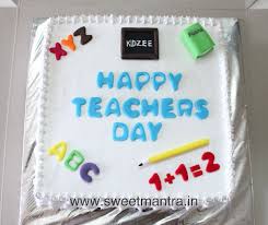 Happy Birthday Cake For Teacher With Name Edit Order Send Eggless Fondant Custom Theme Cakes Delivery Pune Teacher Cakes Teachers Day Cake Teachers Day