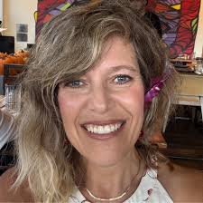 Edited and reuploaded.