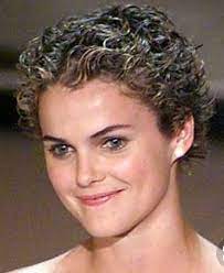 Pin By Kane Hawk On Cute N Curly Curly Hair Styles Short Curly Hair Short Haircuts Curly Hair