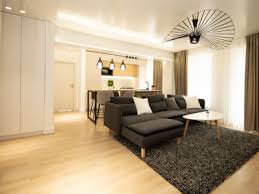 Vand apartament situat in campulung muscel, jud arges, cartier grui, 4 camere, 2 bai, parter, termopane, centrala termica, gresie, faianta, vedere pe 2 parti, sud si nord, partial utilat si mobilat. Apartamente De Inchiriat Sibiu
