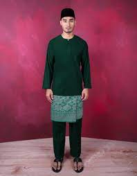 Baju melayu teluk belanga atau cekak musang mana satu kebiasaannya baju melayu dijahit menggunakan fabrik fabrik kapas satin atau apa jua fabrik campuran yang selesa dipakai cara memakai baju melayu ini juga terdapat sedikit perbezaan bagi melengkapi pemakaian seseorang. Jakel Online Online Shopping Ready To Wear Baju Melayu Baju Kurung Sampin Fabrics Kids Furnishing Songket Bridal Men Baju Melayu