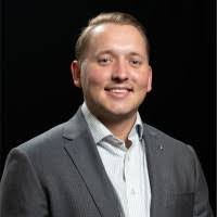 Travis Baer's Instagram, Twitter & Facebook