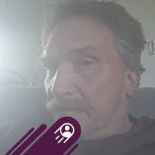 Can a Samsung 43" Frame TV be split into two screens?