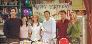It stars jennifer aniston as rachel green, courteney cox as monica geller, lisa kudrow as phoebe buffay, matt leblanc as joey. Ø§Ù„Ø­Ù‚ÙŠÙ‚Ø© ÙˆØ±Ø§Ø¡ Ø§Ù„Ø¥Ø¹Ù„Ø§Ù† Ø§Ù„ØªØ±ÙˆÙŠØ¬ÙŠ Ù„ÙÙŠÙ„Ù… Ø¬Ù…Ø¹ Ø£Ø¨Ø·Ø§Ù„ Ù…Ø³Ù„Ø³Ù„ ÙØ±ÙŠÙ†Ø¯Ø² ÙƒØ§Ù† Ù‚Ø¯ Ø§Ø¬ØªØ§Ø­ Ø§Ù„Ø¥Ù†ØªØ±Ù†ÙŠØª ÙˆØ³Ø¨Ø¨ Ø¬Ù†ÙˆÙ†Ø§ ÙˆØ³Ø· Ù…Ø¹Ø¬Ø¨ÙŠ Ø§Ù„Ø³Ù„Ø³Ù„Ø©