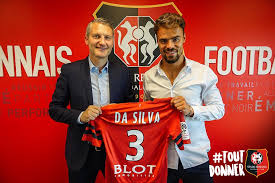 All the latest uefa champions league news and statistics for damien da silva. Damien Da Silva Signe Au Stade Rennais Formation Girondins