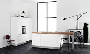Mon Avis Sur Les Cuisines Kvik Cuisines Design Pas Cheres Zwarte Keukens Keukenstijl Kleine Keuken Ontwerpen