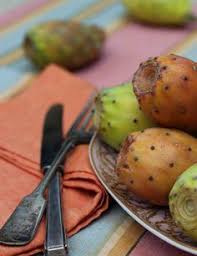 1 cactus fruit contains approximately 14 milligrams of vitamin c 1 cactus fruit contains approximately 88 milligrams of magnesium 1 cactus fruit, just under 4 ounces, contains 3.7 grams of fiber கல்வராயண் மலை சார்ந்த உணவு வகைகள் இந்த ச்சேனல்லில் வரும் அனைத்து வீடீயோக்களும். 57 Magnifiez Votre Peau Avec La Figue De Barbarie Ideas Prickly Pear Prickly Pear Cactus Cactus