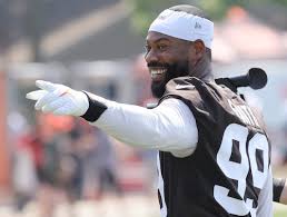 What Za'Darius Smith is pushing for in year two with the Browns