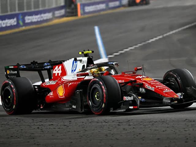 Lewis Hamilton health update after 'dangerous' Singapore GP incident | F1 |  Sport | Express.co.uk