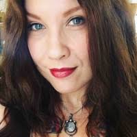 300+ "Scarlet -egala" profiles