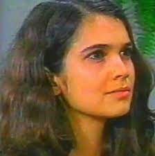 A apresentadora sandra annenberg já era muito querida nas redes sociais, mas após revelar que o vestido que usou para o troféu melhores do ano foi desenhado por um jovem autista de apenas 21 anos, sua admiração certamente subiu alguns níveis entre os internautas. Walcyr Carrasco Mostra Foto De Sandra Annenberg Quando Era Atriz Tv E Lazer Extra Online