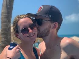 Leah Mclaughlin's Instagram, Twitter & Facebook