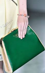 Prada Ilkbahar Yaz Yesil Bayan Canta Modelleri Kadinlive Com Women S Accessories Accessories Bags