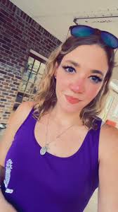 Tell me your luke combs twin wothout telking me your luke combs twin 😂