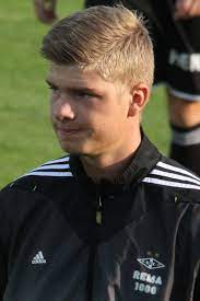 Sörloth trabzonspor'un premier lig ekiplerinden crystal palace'tan satın alma opsiyonuyla 2 yıl kiraladığı norveçli futbolcu. Alexander Sorloth Wikipedia