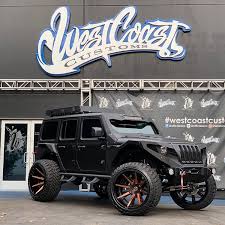 do you know which celebrity dad owns this monster jeep wrangler comment with your guess to win a vip west custom jeep wrangler dream cars jeep jeep wrangler